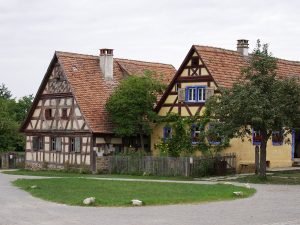 Flechtkurse im Fränkischen Freilandmuseum Bad Windsheim - Elke Hegmann